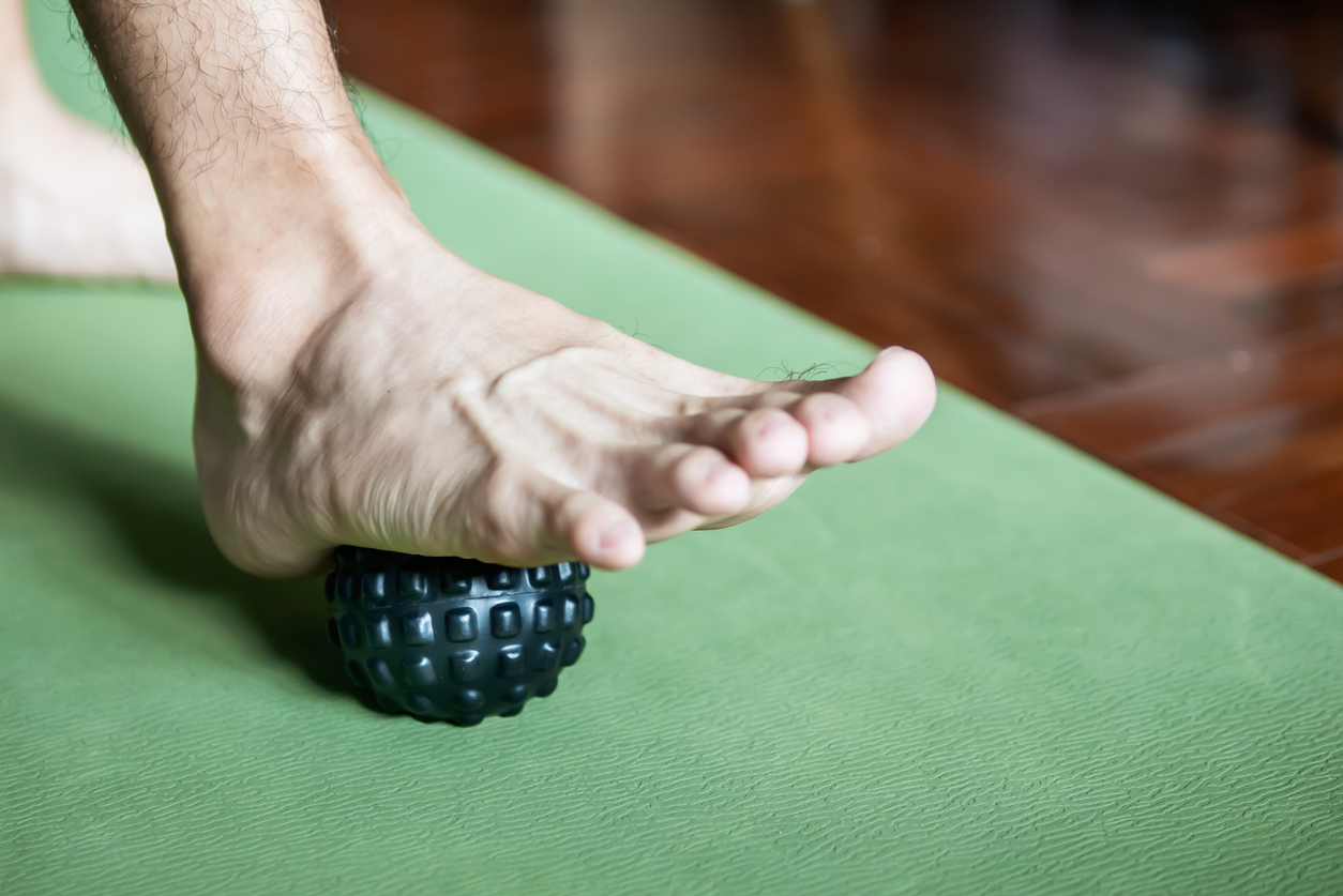 spiky massage ball for plantar fasciitis